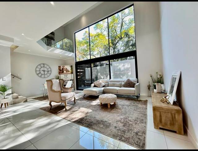 4 BEDROOM HOUSE FOR SALE IN BRYANSTON